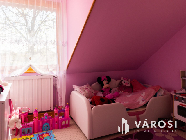 Kübekházi Csoda befektetésre és lakóházra