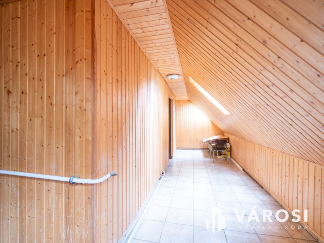 Balatonendrédi ipari ingatlan akár befektetésnek is