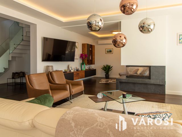 Mediterrán luxusvilla Érd Fenyves-Parkvárosban