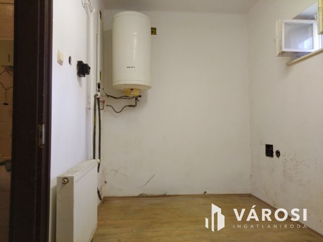 Eladó egy szintes 197 nm-es, összkomfortos családi ház!