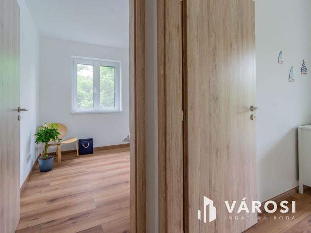 Panorámás luxus lakás Balatonföldváron