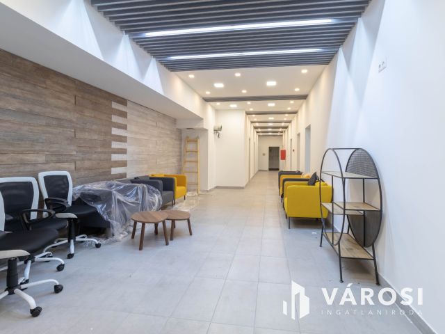 Újbudán 24 m2-es, felszerelt, bútorozott fogászati rendelő