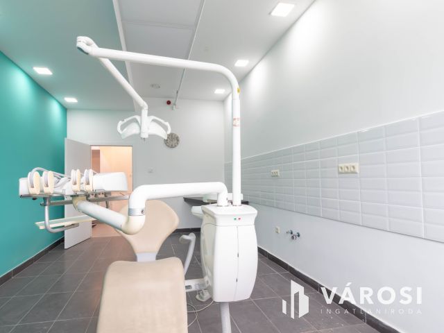 Újbudán 24 m2-es, felszerelt, bútorozott fogászati rendelő