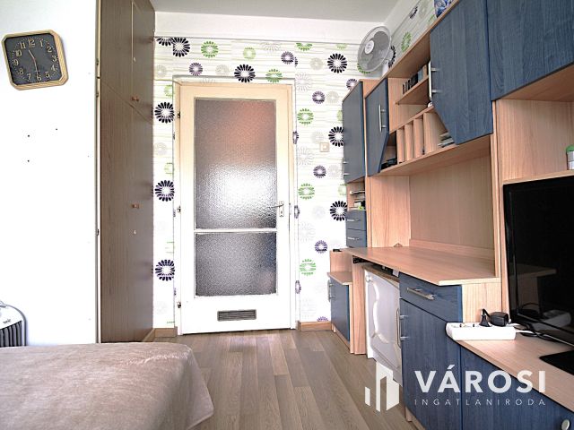 Eladó három szobás lakás!