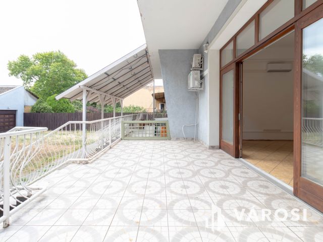 4 szintes, 330 m²-es, önálló irodaház a Tisztviselőtelepen