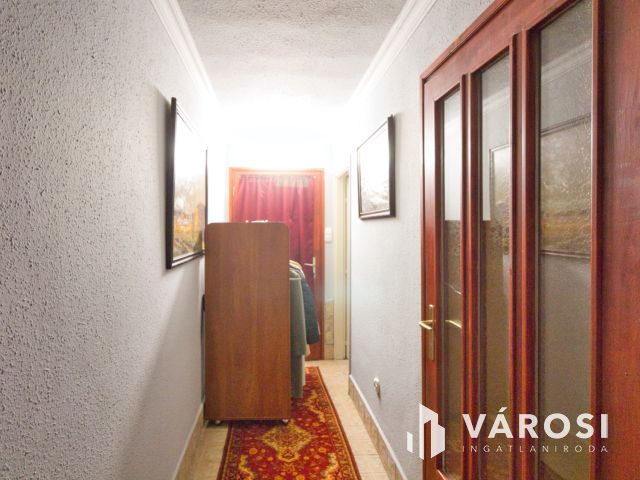 Szolnok kertvárosi részén