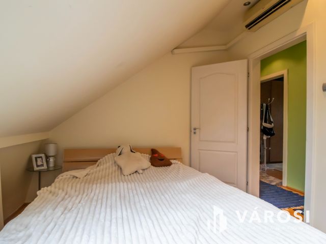 Vidám hangulatú nagy lakás