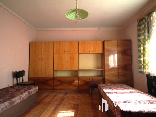 Kedvező áron eladó családi ház Vizsláson