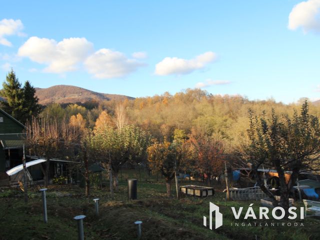 Eladó üdülőtelek