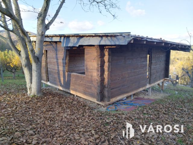 Eladó üdülőtelek