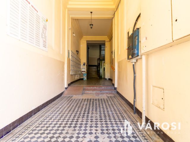 Eladó 3 szobás, prémium minőségben felújított lakás