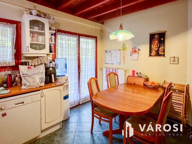 Hangulatos , otthonos családiház szigetszentmiklóson