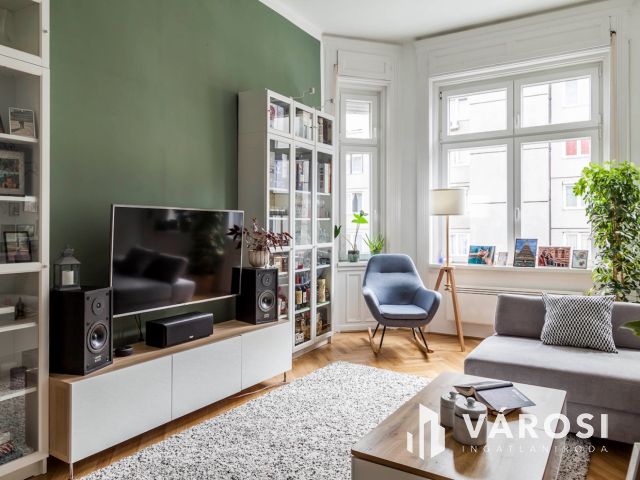 Napfényes családi otthon Újlipótvárosban a Gogol utcában