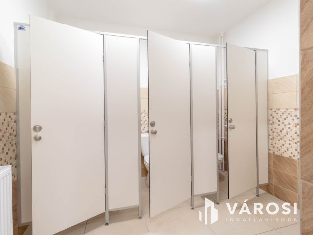 64 m2-es, három helyiséges iroda Fáy utcai irodaépületben