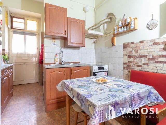 Göncz Árpád városközponttól 5 percre 54 m2-es 2 szobás lakás